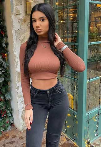 Noida Call Girl Cash On Payment